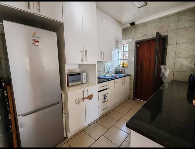 3 BEDROOM HOUSE FOR SALE IN ELANDSPOORT